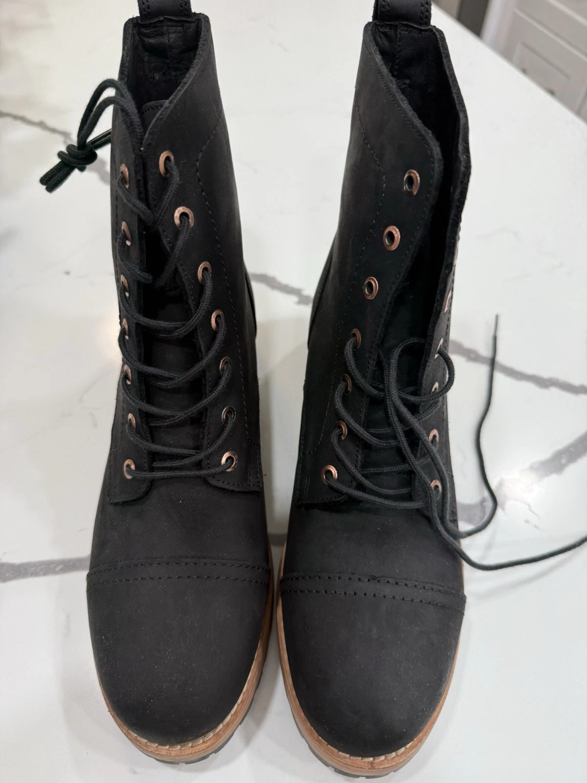 Portland Leather Women's Patina Lace Up Black Leather Boots Size 9 US/40 EU Mint