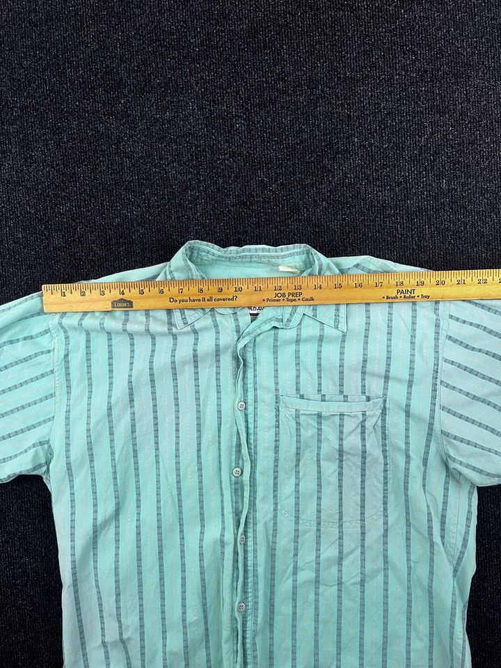 Camisa Sábados Para Hombre Pequeña Verde Rayas Manga Corta Abotonada Informal Bolsillo Foto 4 de 4