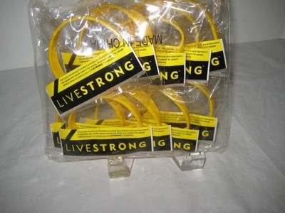 10 NEW NIKE LIVESTRONG Lance Armstrong Foundation Wrist Bands   YOUTH SIZE, NOS