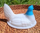 Vintage Westmoreland? Light Blue Slag Head with White Body Hen On Nest TOP ONLY