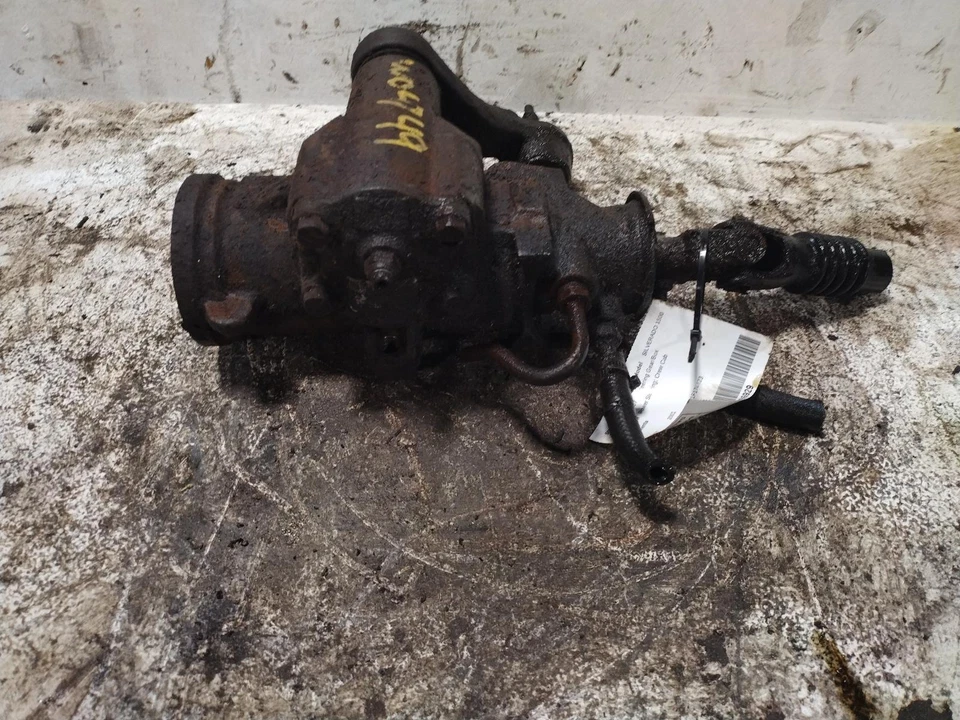 Used Rack and Pinion Assembly fits: 2001 Chevrolet Silverado 1500 pickup Power S Foto 3 de 4