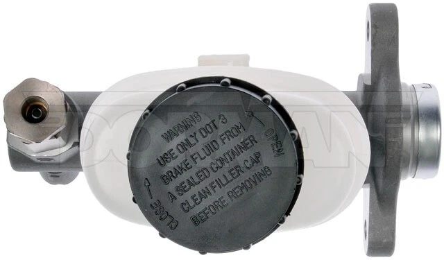 Cilindro maestro de freno Dorman M390140 para Nissan Altima Foto 4 de 4