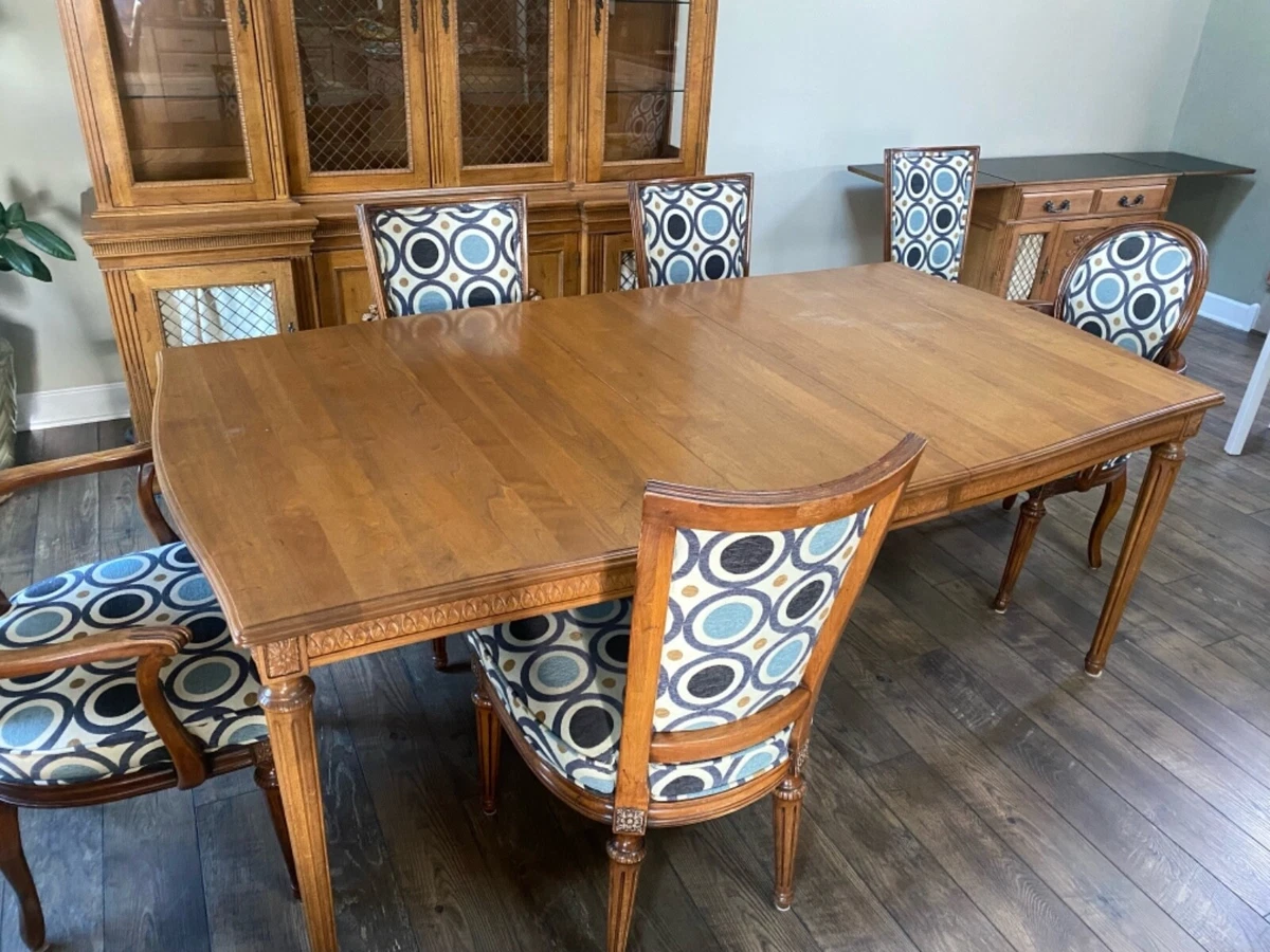Provincial dining online set