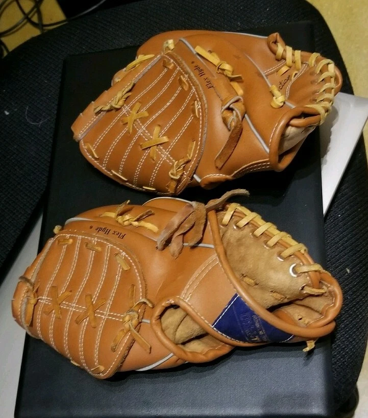 Baseball Softball fielder s Mitts All Pro Flex Action 2 mitts