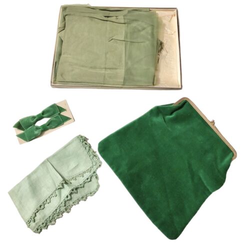Green Velvet Handbag Purse VOGUE Barrettes HANES Knee Hi Hose Handkerchief Set - Picture 1 of 14