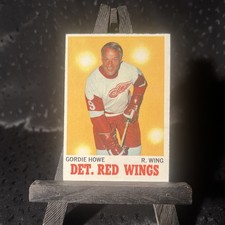 1970-71 Topps Card #29 - Red Wings Gordie Howe - Near Mint