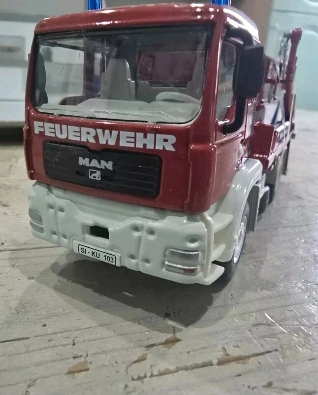 Siku 1:55 2103 Fire Ship Lorry Man Feuerwehr - Immagine 3 di 4