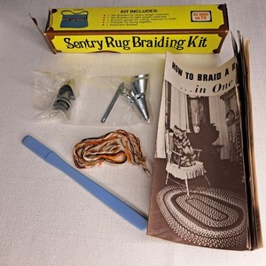 Vtg Sentry Rug Braiding Kit Instructions Patterns Braiders DIY Craft Tools
