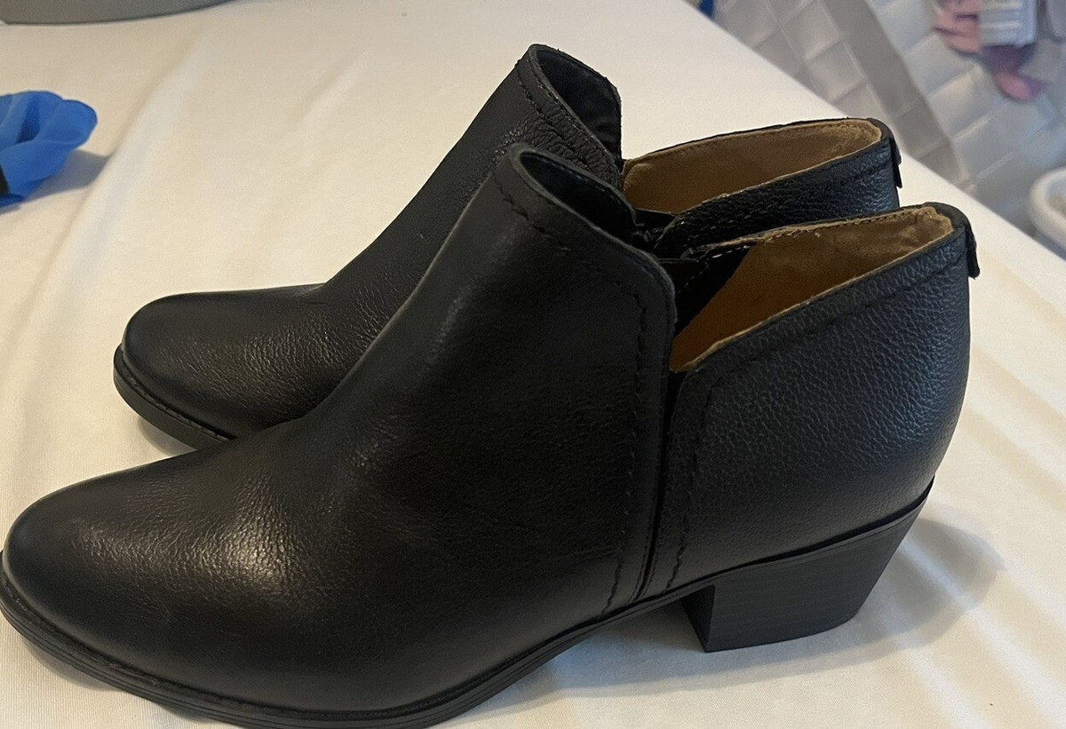 Booties Naturalizer Demi Tall Boots Women's Naturalizer Bay