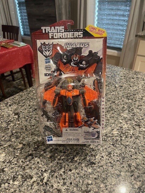 Transformers Generations JHIAXUS 30th Anniversary New Thrilling 30