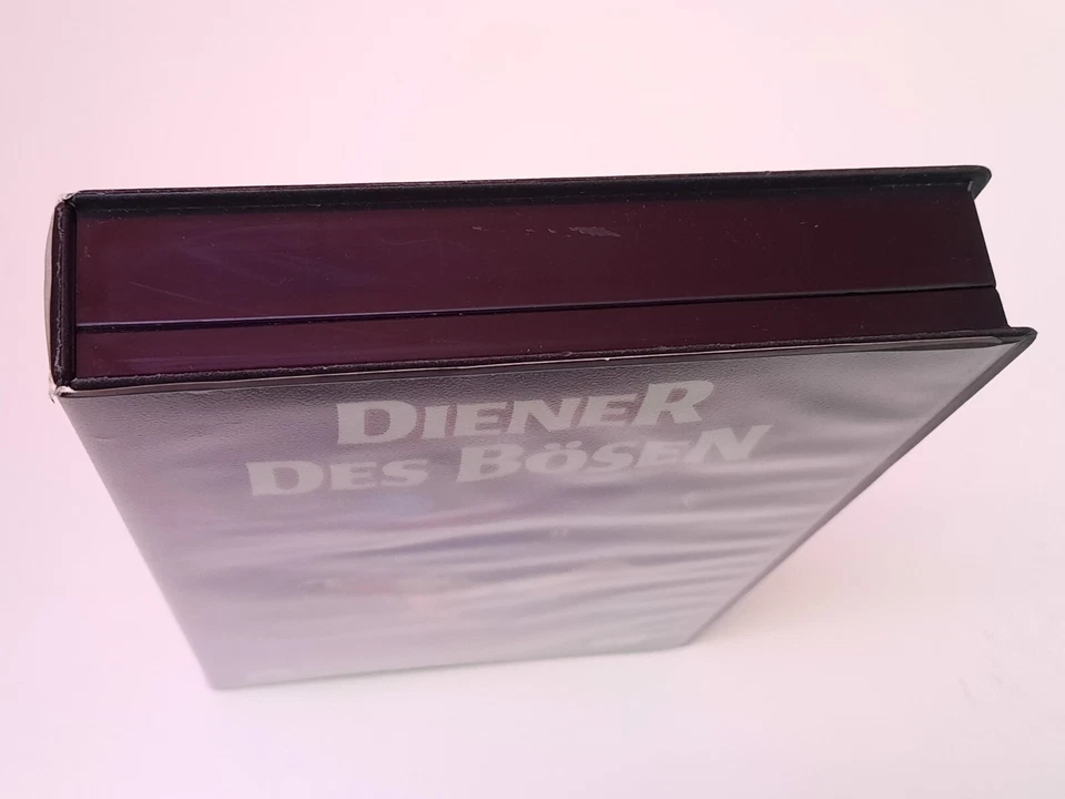 Diener des Bösen 1991 Uncut VHS German PAL CIC Video Ted Nicolaou Subspecies - Bild 4 von 4