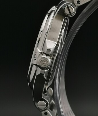 GUCCI 9040L Women's Quartz Watch - Battery Cleaned Tested for sale