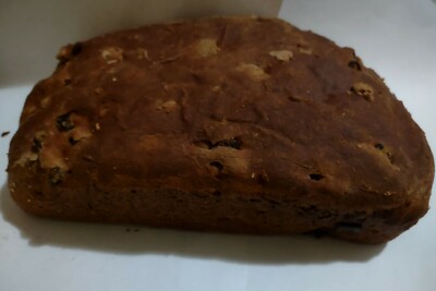 yums bakery vegan  rye raisin bread 