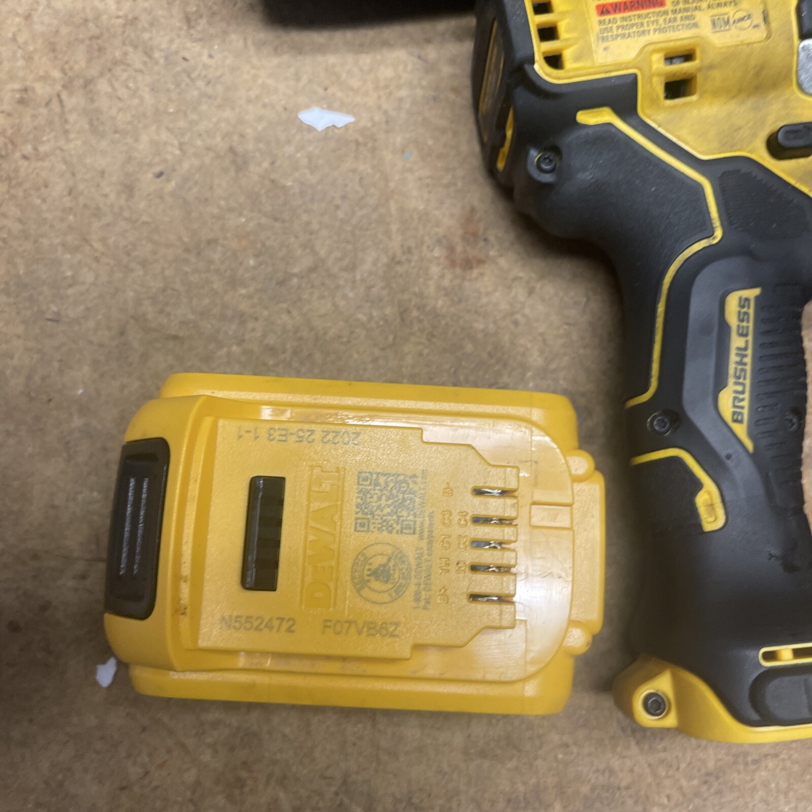 Dewalt DCF911 20V MAX 1/2" Cordless Impact Wrench With Battery 5AH | eBay