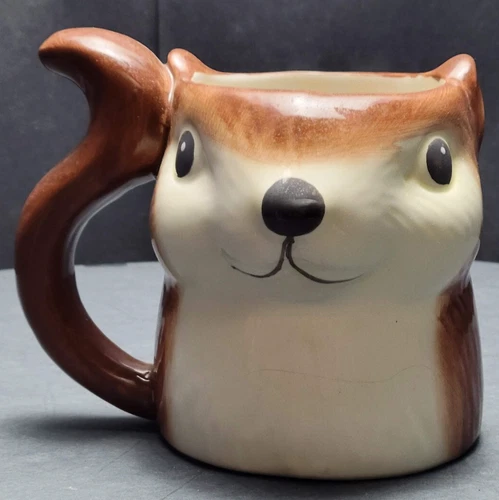 Better Homes and Gardens Heritage Collection Earthenware Squirrel Coffe Mug