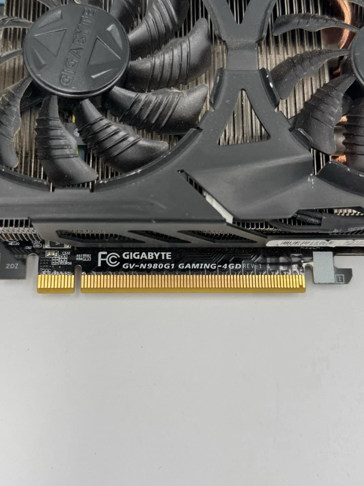 Gigabyte NVIDIA GeForce GTX 980 G1 Gaming 4GB GDDR5 Graphics Card GV-N980G1 - Image 2 of 4