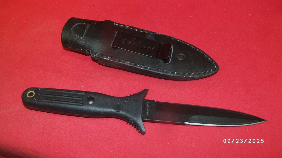 Новый Smith & Wesson SW820B SW820 США сделано загрузки нож и кожаные ножны черное лезвие - Изображение 2 из 4