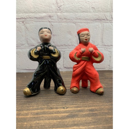 Vintage 1950s Japan Ceramic Martial Arts Salt & Pepper Shakers Set Karate Kendo