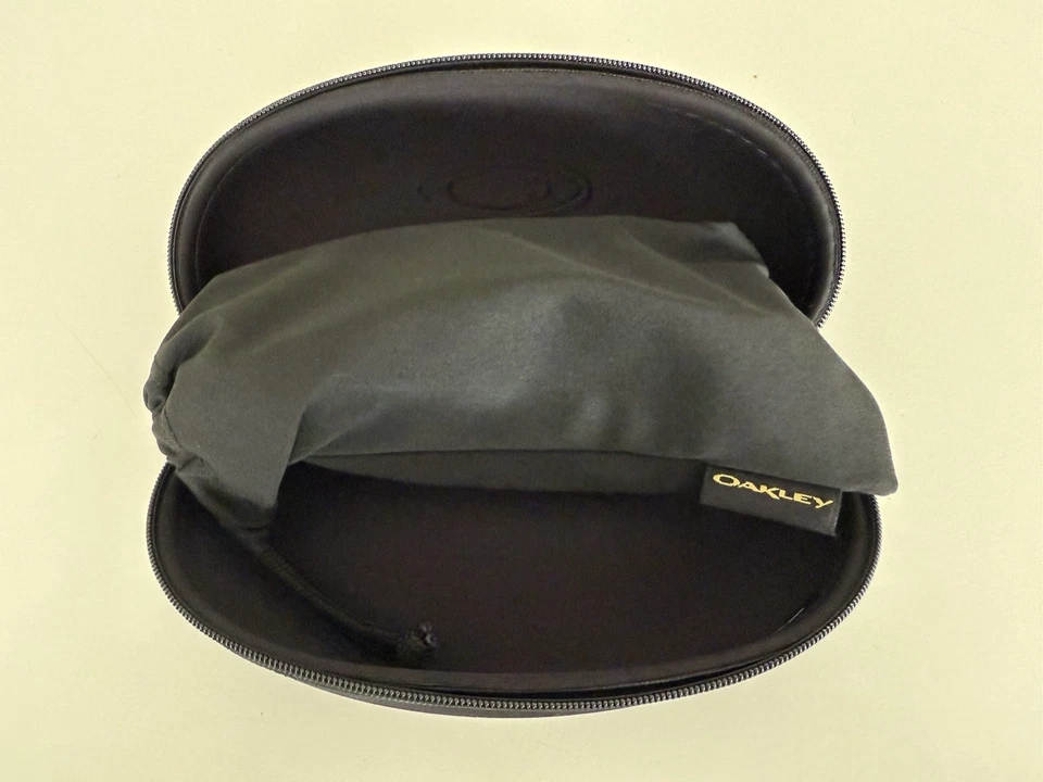 Gafas de sol Oakley Chaminade OO9492-0260 blanco perla Prizm negro con estuche Foto 3 de 4