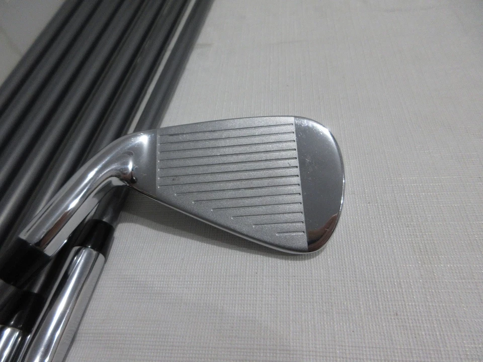 Callaway Elyte Iron Set - 4-PW, AW - Denali 65 5.5 Regular Flex Graphite - Image 4 of 4