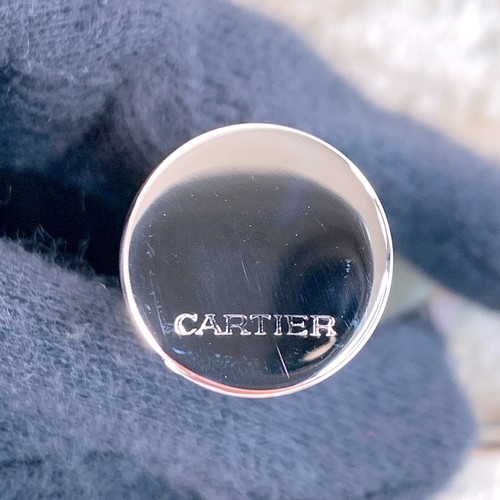 Cartier Estuche para Pastillas Cilindro Llavero Llavero Tono Plata con Estuche - Imagen 9 de 16