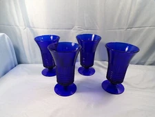 Set of 4 Fenton Cobalt Blue Glass Lincoln Inn Ice Iced Tea Footed Tumblers