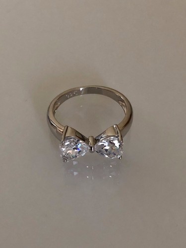 Anello in zirconi cubici trasparenti argento sterling 925 taglio fiocco tutte le taglie - Foto 11 di 12