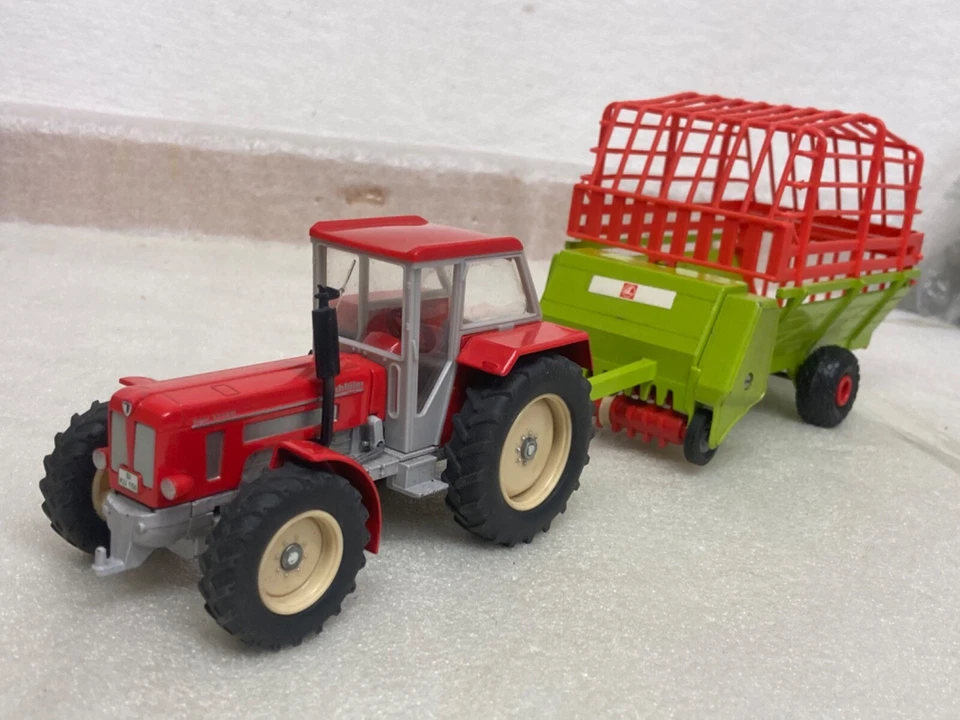 Vagón cargador de forraje Gama 2358 Claas escala 1/28* años 70 Foto 4 de 4