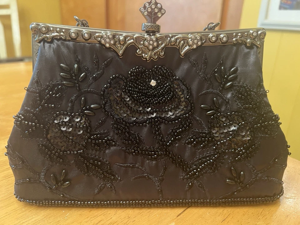 Bolso sin asas vintage de lentejuelas bordado con cuentas florales de lentejuelas para mujer Foto 4 de 4