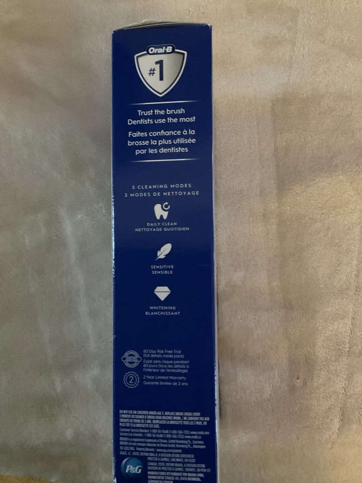 Новый и запечатанный! Oral-B Pro 1000 глубокой очистки действие аккумуляторная зубная щетка новый в коробке! - Изображение 3 из 3