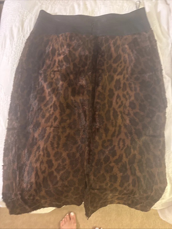 Falda de piel sintética con estampado de leopardo, talla 6 Foto 4 de 4