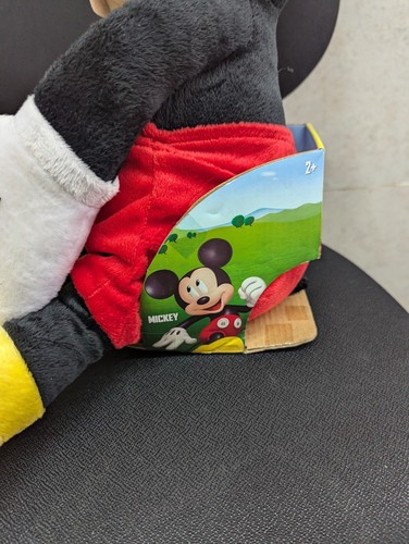 Peluche Disney Junior Mickey Mouse Nuevo con Etiquetas Solo Juega 2+ Todavía En La Caja - Imagen 5 de 10