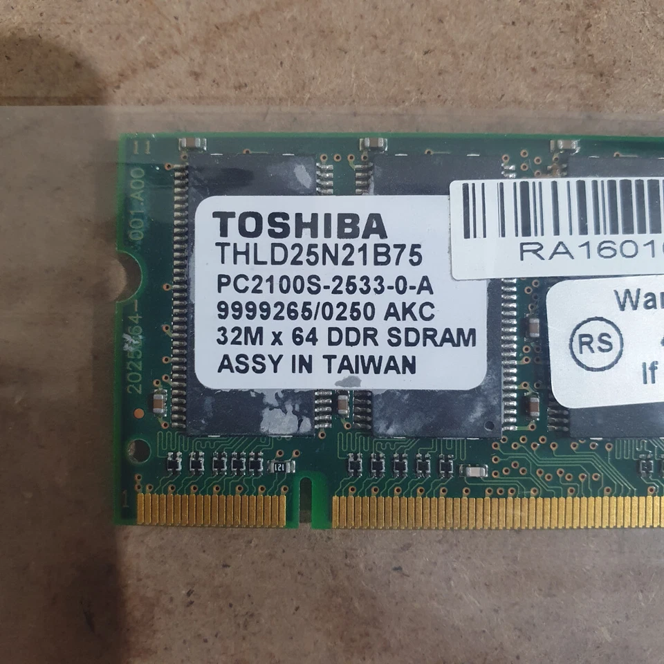 Toshiba THLD25N21B75 256MB PC2100 266MHz SODIMM 200-Pin CL2.5 Non-ECC DDR1 SDRAM - Image 2 of 4