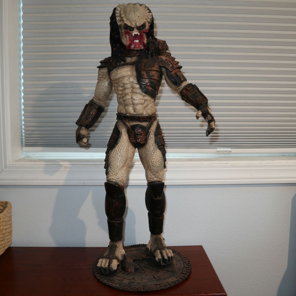 Predator Sculpture 2' ft. Tall Figurine Statue 24 Predator Sculpture 2' ft. Tall Figurine Statue 24