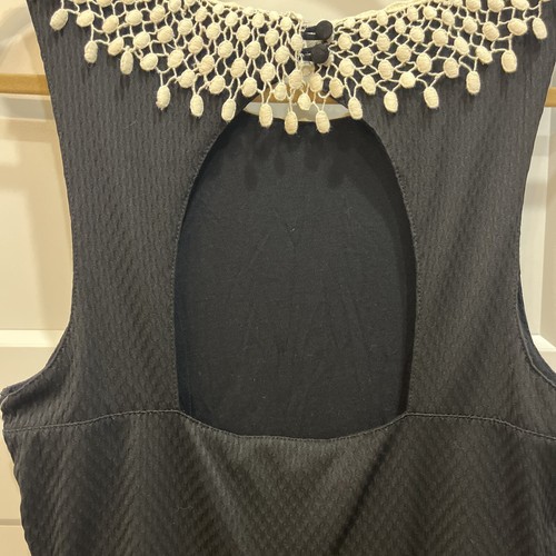 Free People Dress Women’s Size Large Black White Crochet Lace Collar Open Back - Picture 12 of 14