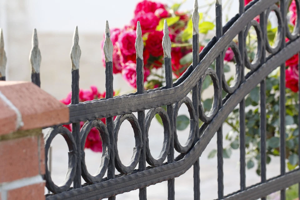 Alpina 3in1 Metallschutzlack Matt, Glänzend, Hammerschlag oder Eisenglimmer - Bild 2 von 4