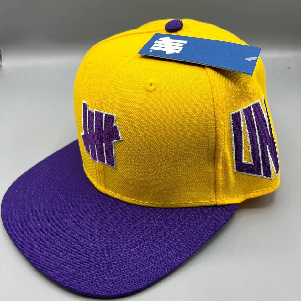 Los Angeles LA Lakers X Undefeated Sombrero Hombres Amarillo Púrpura Gorra A Presión Nueva Foto 2 de 4