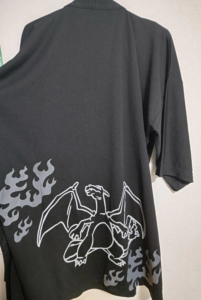 Nuevo Conjunto de pijama japonés de manga corta para hombre M Pokemon Charizard Jinbei Foto 4 de 4