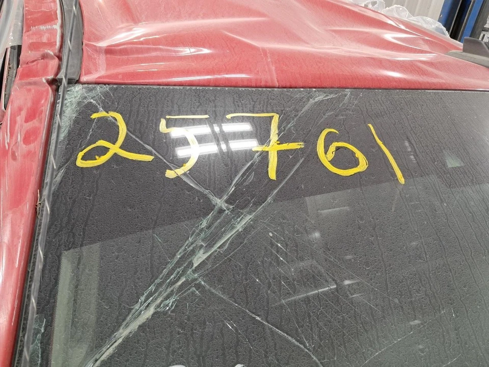 Depósito de lavado estilo clásico para camioneta Sierra 1500 15-19 425441 Foto 3 de 4