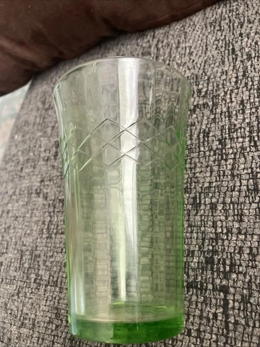 Vintage Federal Green Elegant Depression Glass 4" Tall diamond Tumbler Unmarked