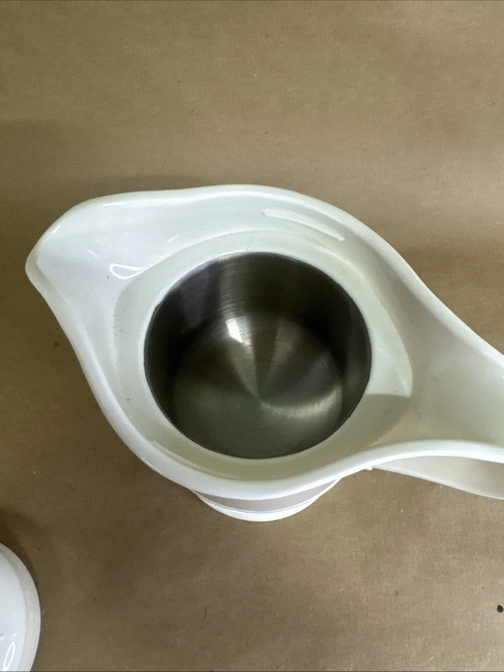 Servidor de salsa térmica OGGI Servmaster con revestimiento de acero inoxidable de colección Foto 2 de 4