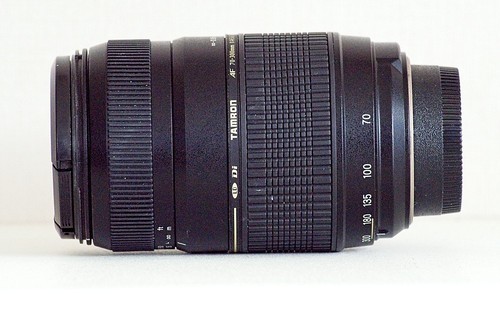 Nikon Fit Tamron 70-300mm 1:4-5.6 AF Tele- Macro Lens #62 A17 with Caps & Hood - Picture 5 of 9