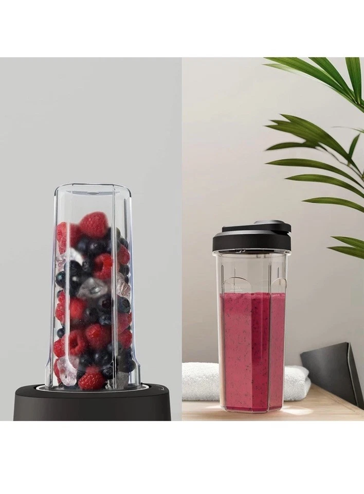 Batidora Electrolux de alto rendimiento con tarro de vidrio de 1,75 L y botella mezcladora Foto 3 de 4