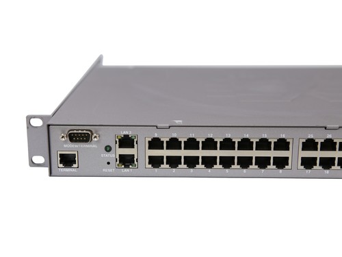 Raritan KVM Switch Dominion SX 48Ports Managed Rack Ears DSXA-48-AC  - Afbeelding 2 van 5