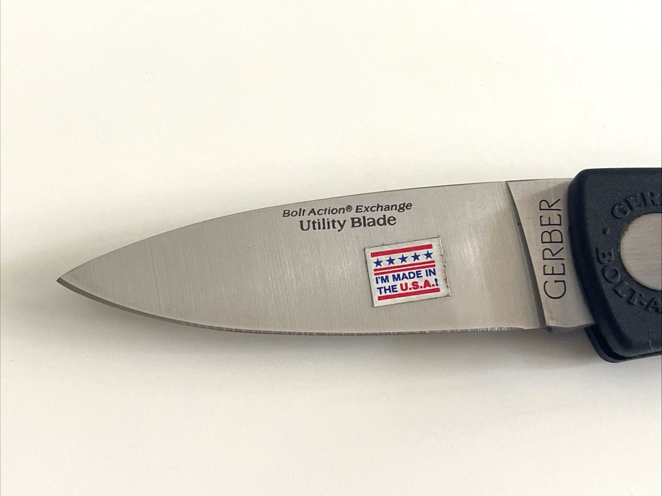Gerber 7023 Bolt Action Knife Utility & Saw Exchange Blades USA 1992–1994 - Image 2 of 4