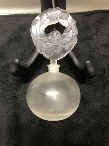 Vintage White Clear Frosted Glass Perfume Bottle Rose Flower Floral Stopper 6” - Picture 8 of 9