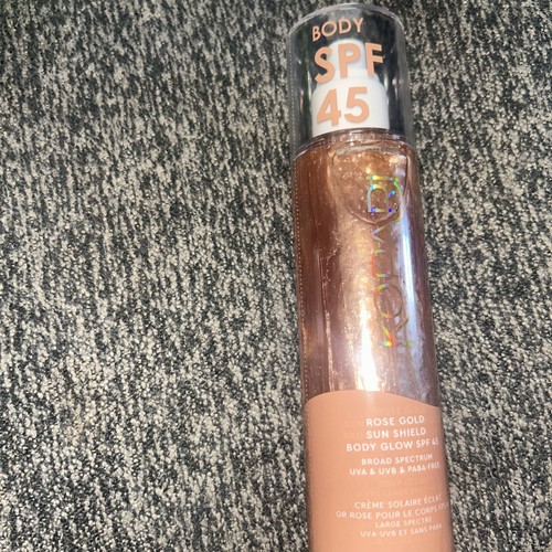Gel Kopari Coconut Perfumado Cuerpo Brillo FPS 45 Oro Rosa, 5 OZ Exp 11/26 Sellado