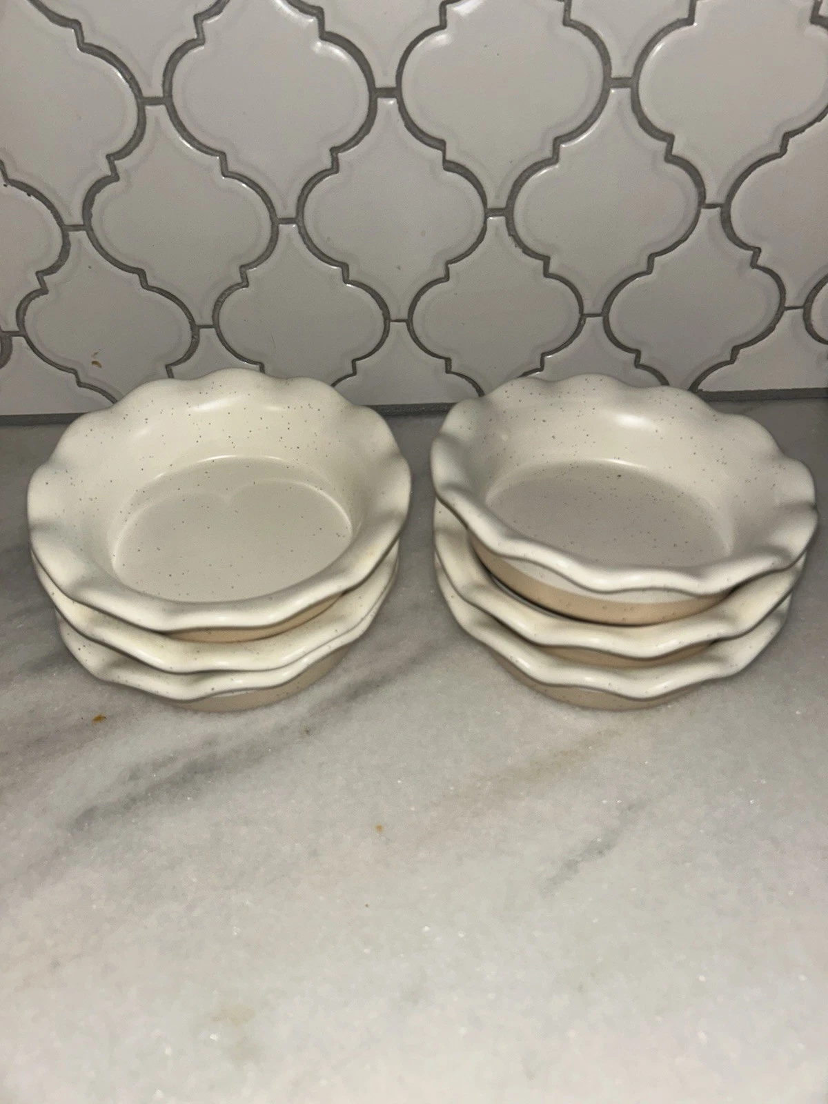 Vancasso Mini Pie Pans Set of 6, 5.2 Inch Ceramic Small Pie Plates. New
Opens in a new window or tab
