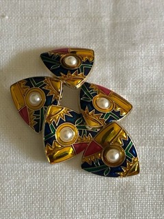 Unusual Triangle Metal Lot Of Multicoloured & Gold Look Shank Buttons X 5 New