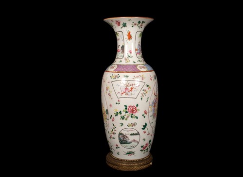 Eine Große Famille Rose Porzellan Vase , China 19. Jh. Qing Daoguang / Xianfeng - Bild 12 von 12